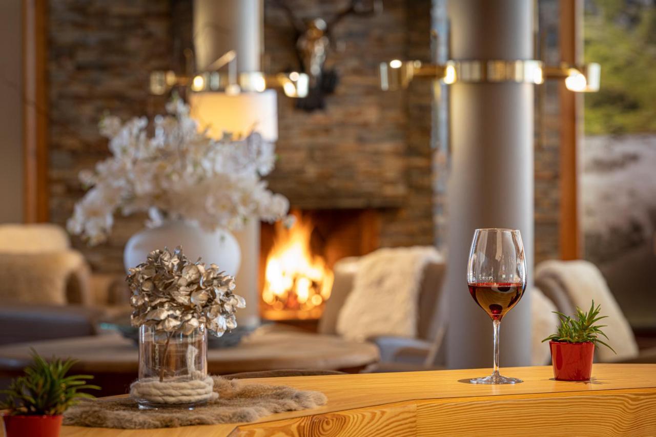 Gastein: Alpine Thermal & Summer Mountain Access Hotel Bad Hofgastein